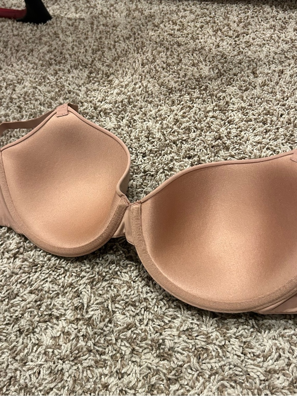 SKIMS Nude Bra - Picture 8 of 11